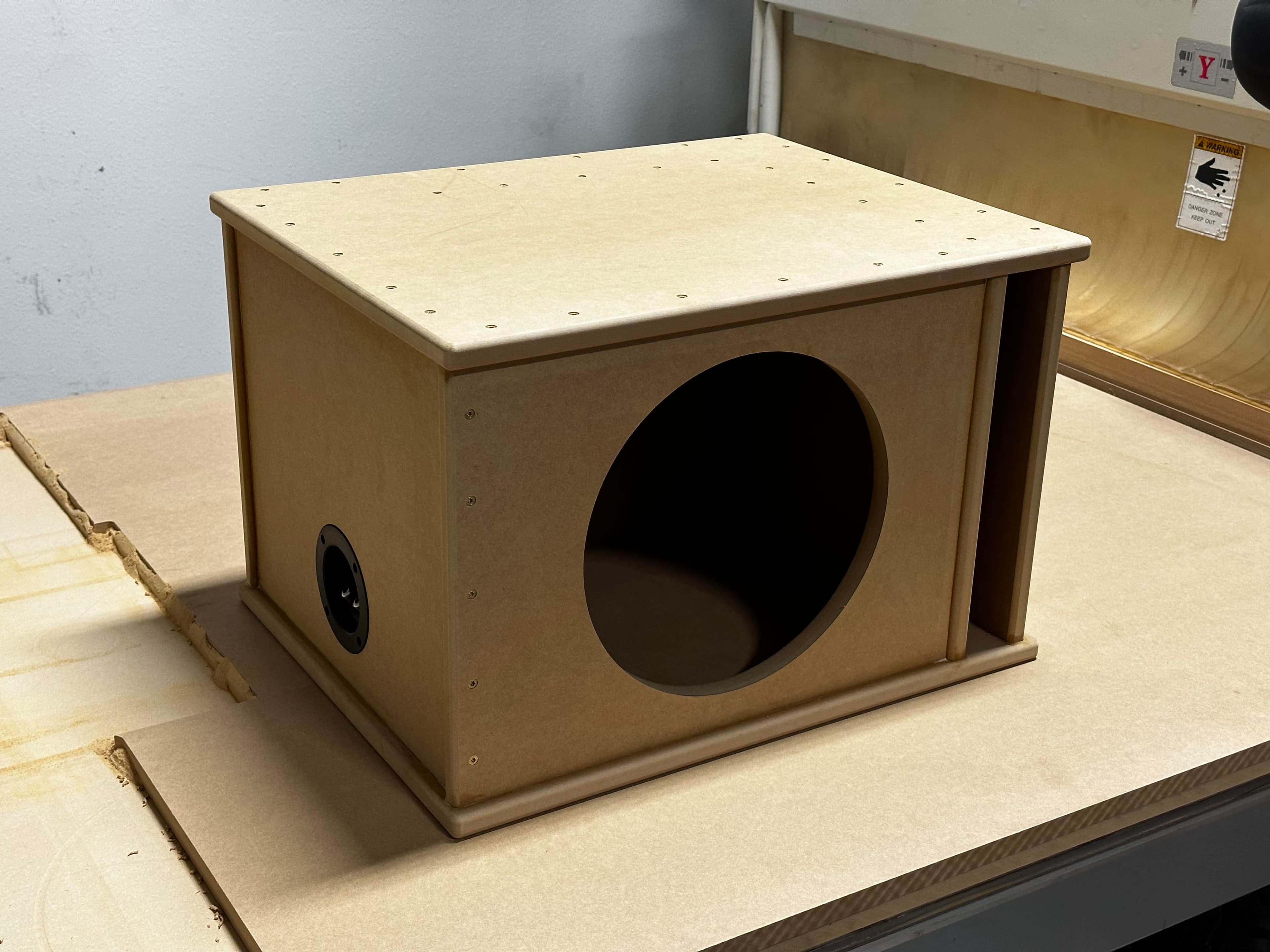 Flat Pack Series - Single 12" 1.75 Cf Net Ported Enclosure