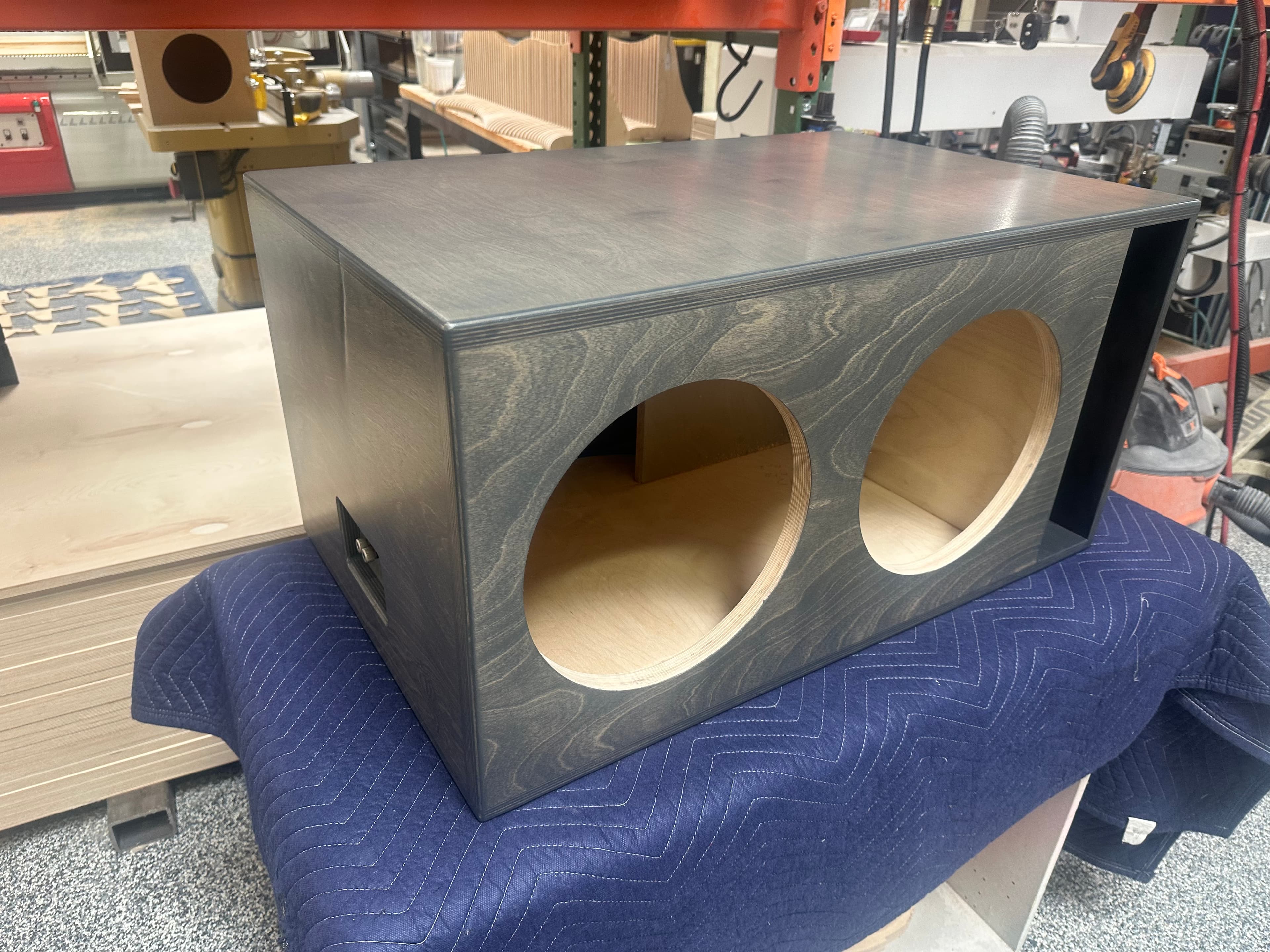 B-Stock - Dual 12" Enclosure 2